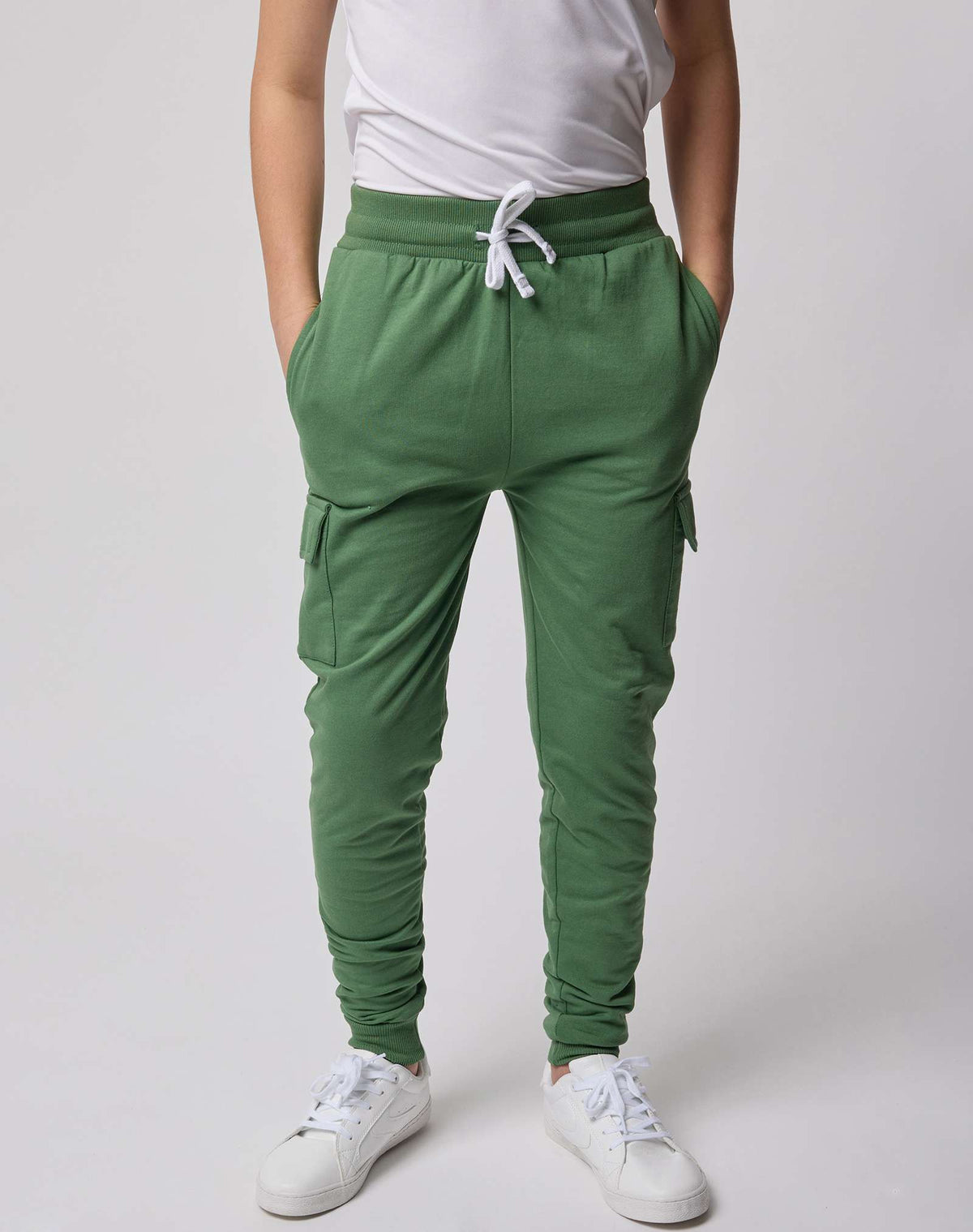 Real Essentials 3 Pack Boys' Cotton Cargo Fleece Joggers Sweatpants Pockets Athletic Kids - Set 7